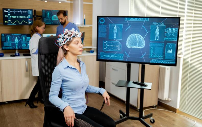 海外脑机接口临床试验推进，医疗康复应用取得进展