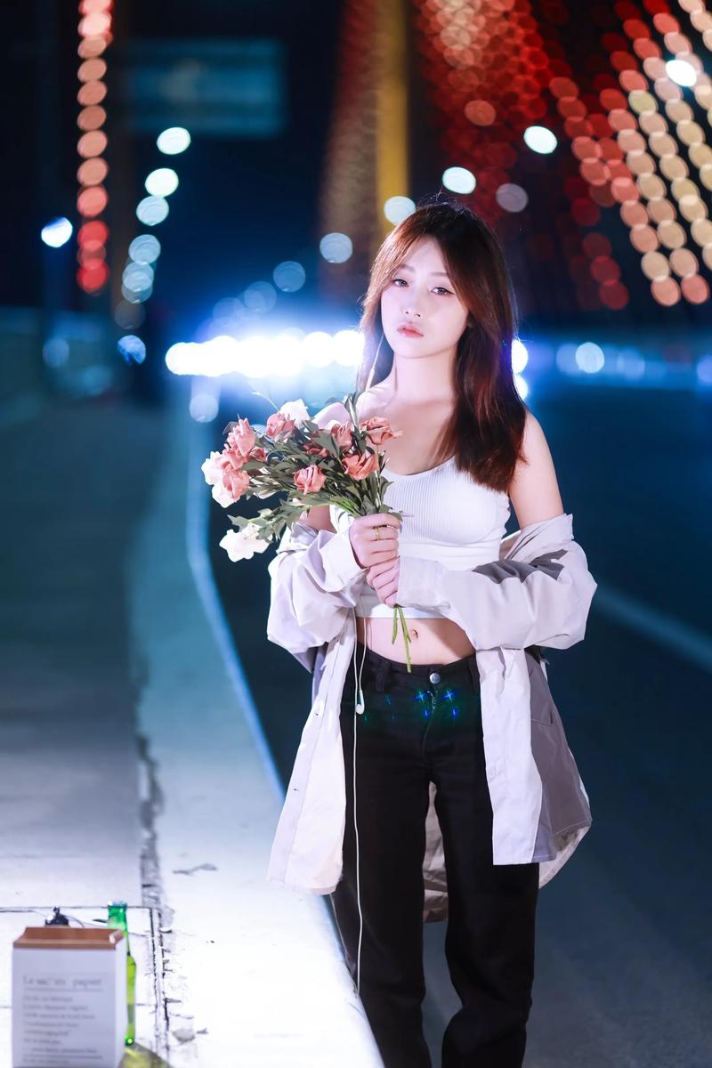 AI摄影算法优化，手机夜景与人像质感升级