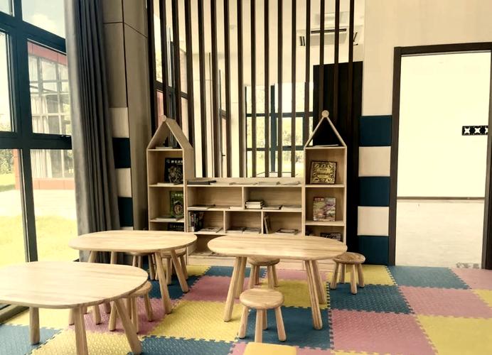 多地增设社区托育点，解决上班族带娃难题