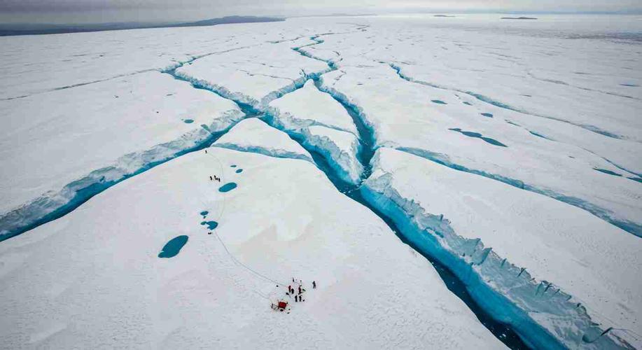 北极冰盖面积持续缩减，全球海平面上升风险加剧