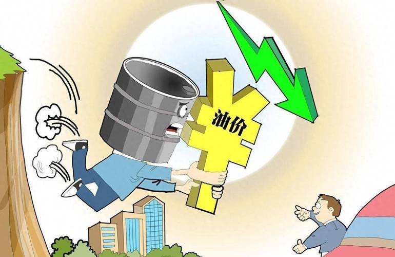 国际油价波动，AI算力中心运营成本受关注