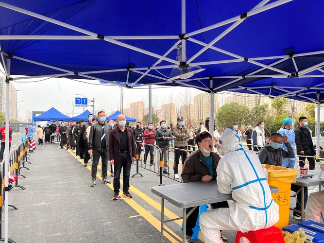 多地开通便民核酸采样点，满足群众应检尽检需求