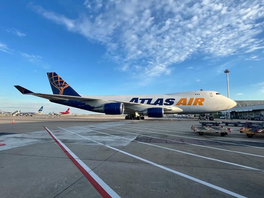 全球航空业复苏，国际航班客流量恢复至疫情前水平