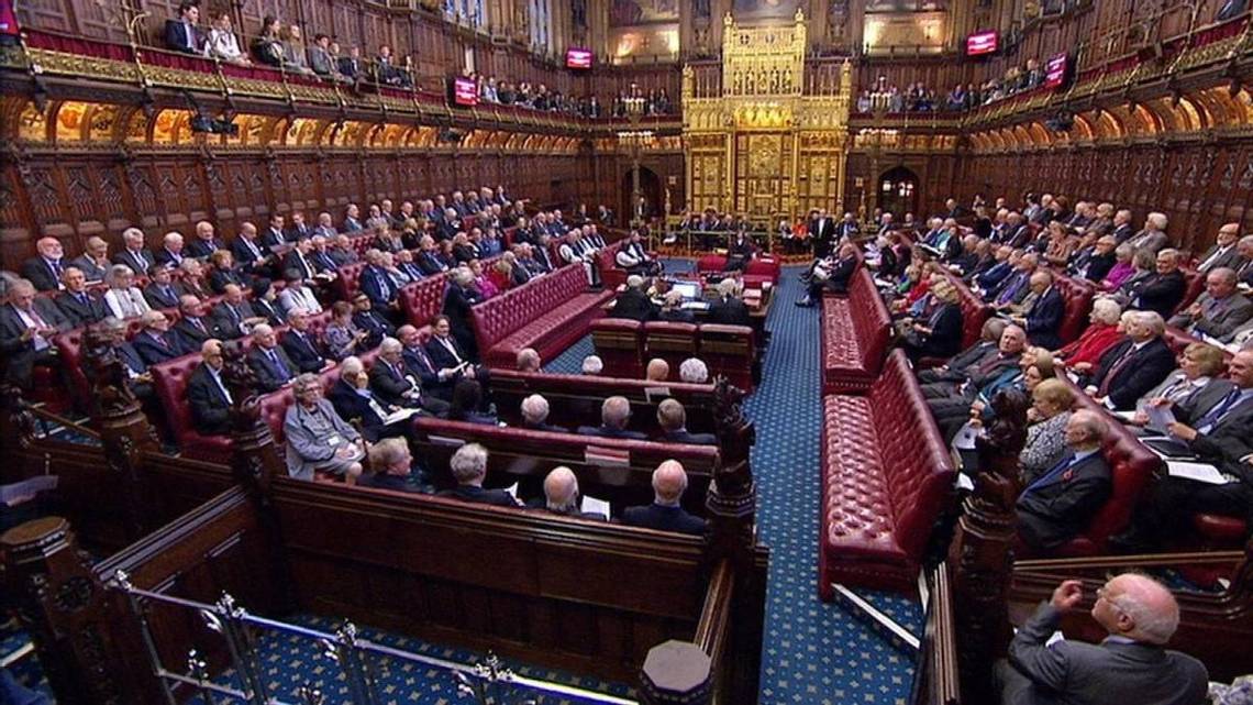 欧盟与英国重启贸易谈判，解决北爱边境问题