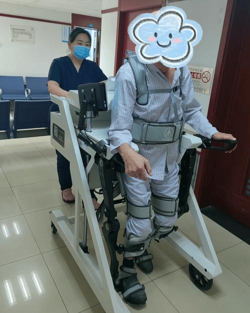脑机结合外骨骼机器人,助力行动障碍人群康复