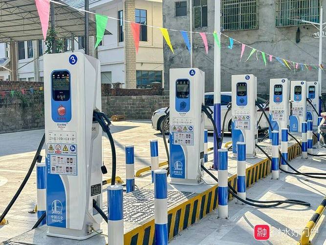 新能源充电桩的新布局，出门充电越来越方便了