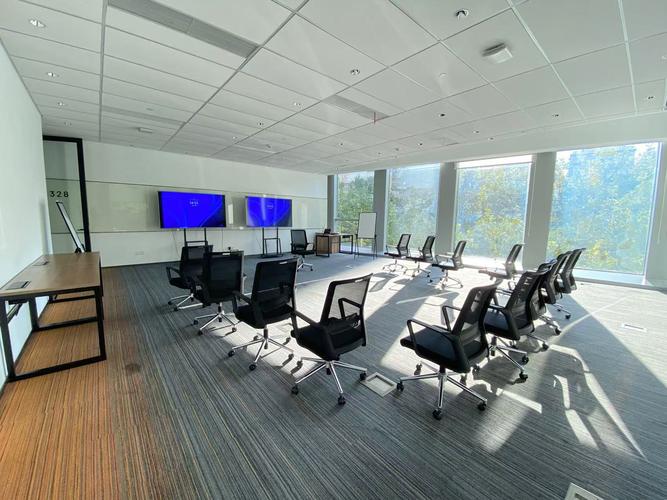 虚拟办公的新会议室,远程开会超真实