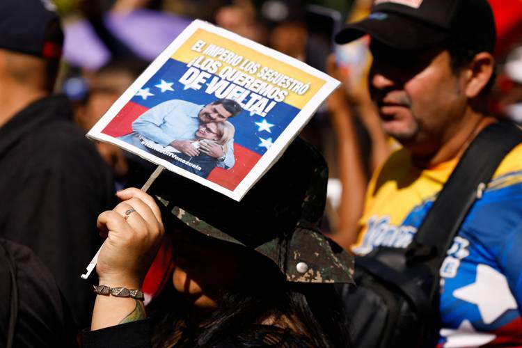 委内瑞拉举办马拉开波峰会 加强石油出口